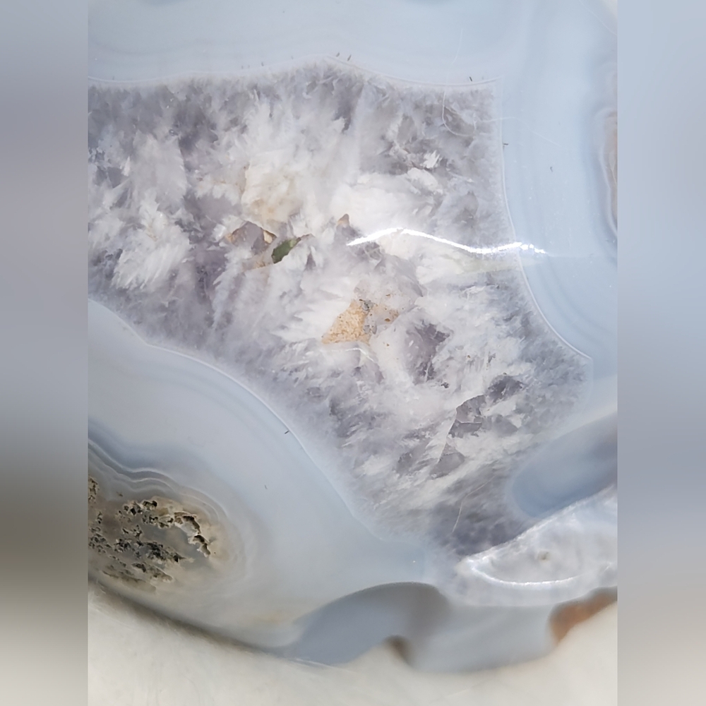 Rare Blue Banded Plume Moss Agate Skull, Druzy Quartz 💀 Crystal Collector Decor - Picture 5 of 13